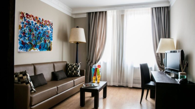 Camera TH Roma Family Junior Suite salottino