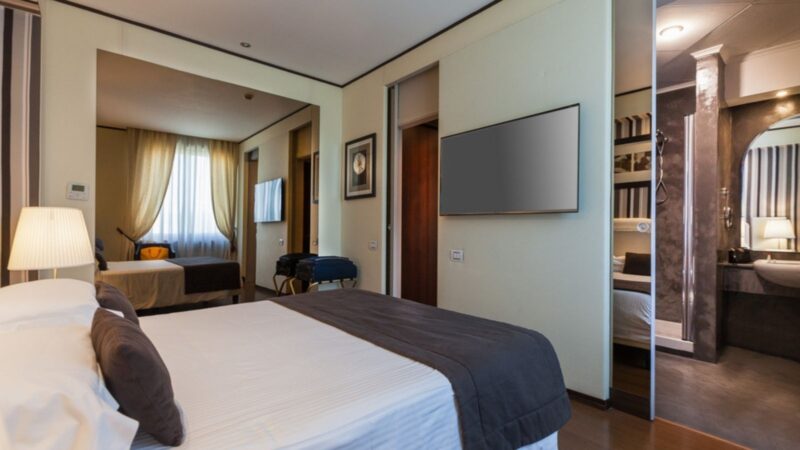 Camera TH Roma Junior Suite vista finestra