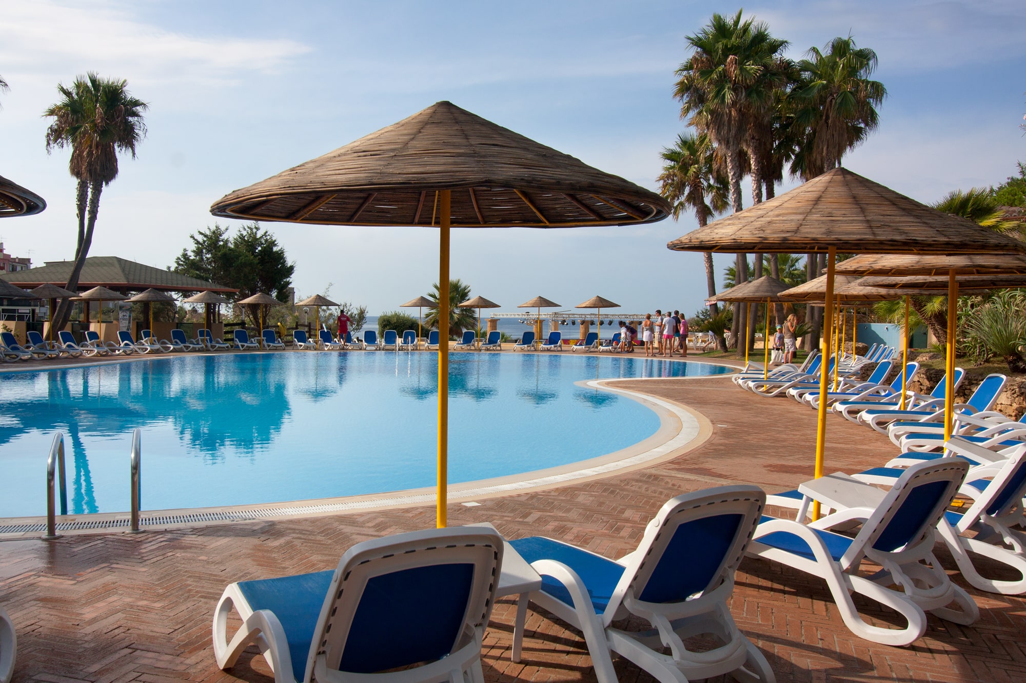 Piscina Le Castella estate TH Resorts